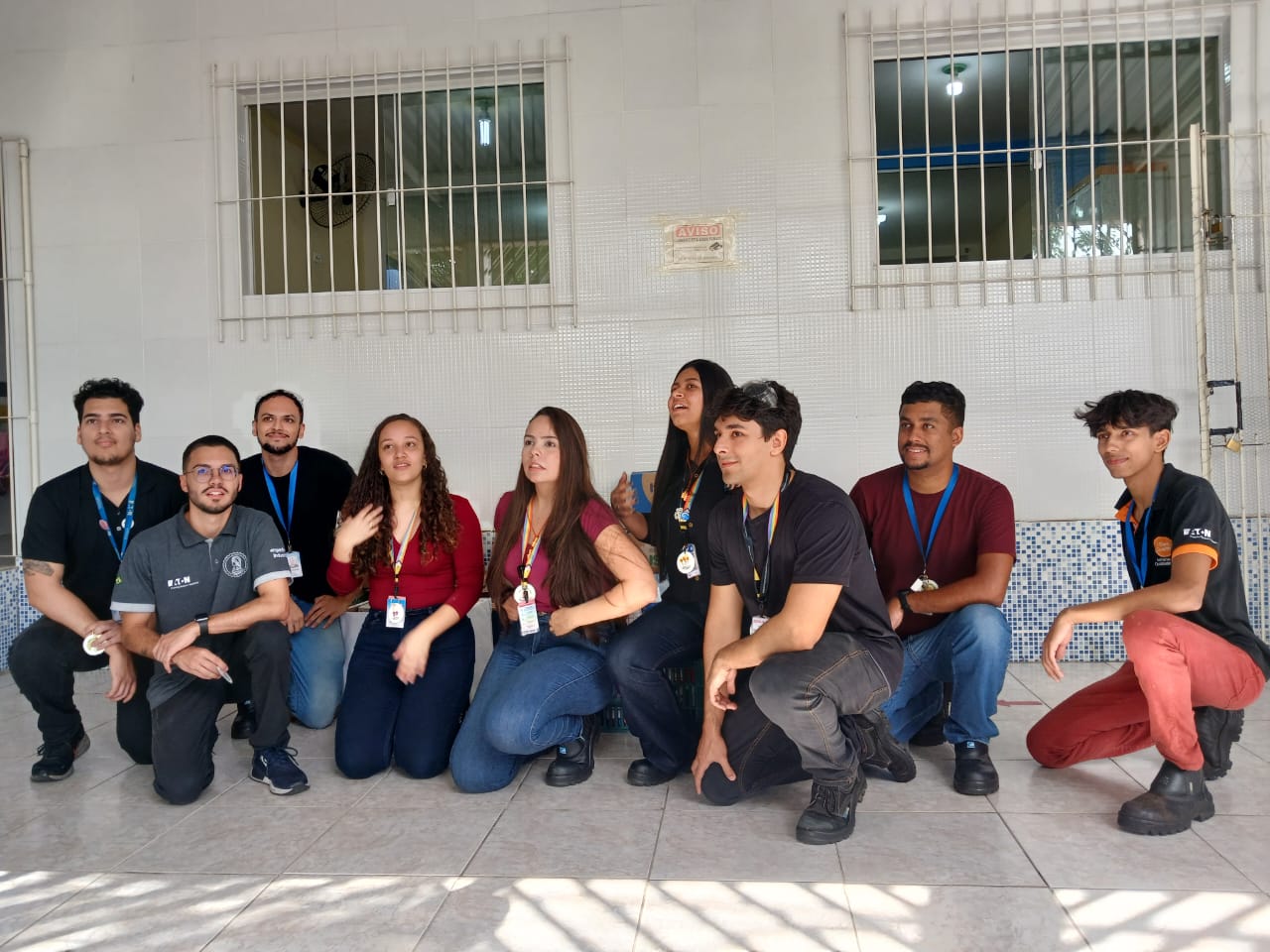 Ação voluntária de arrecadação de leite pela EATON