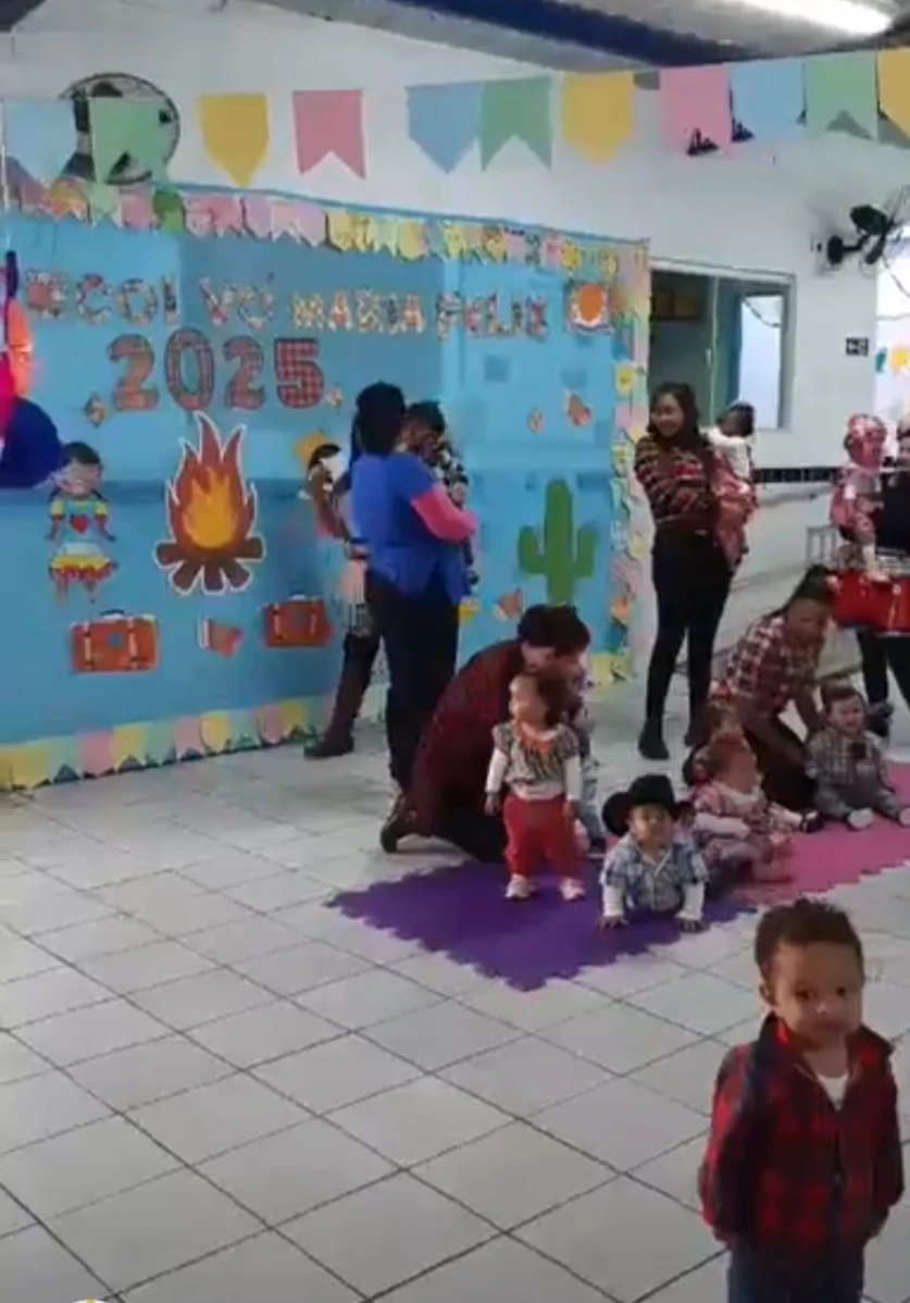 Apresentação Cultural Junina - Berçário I