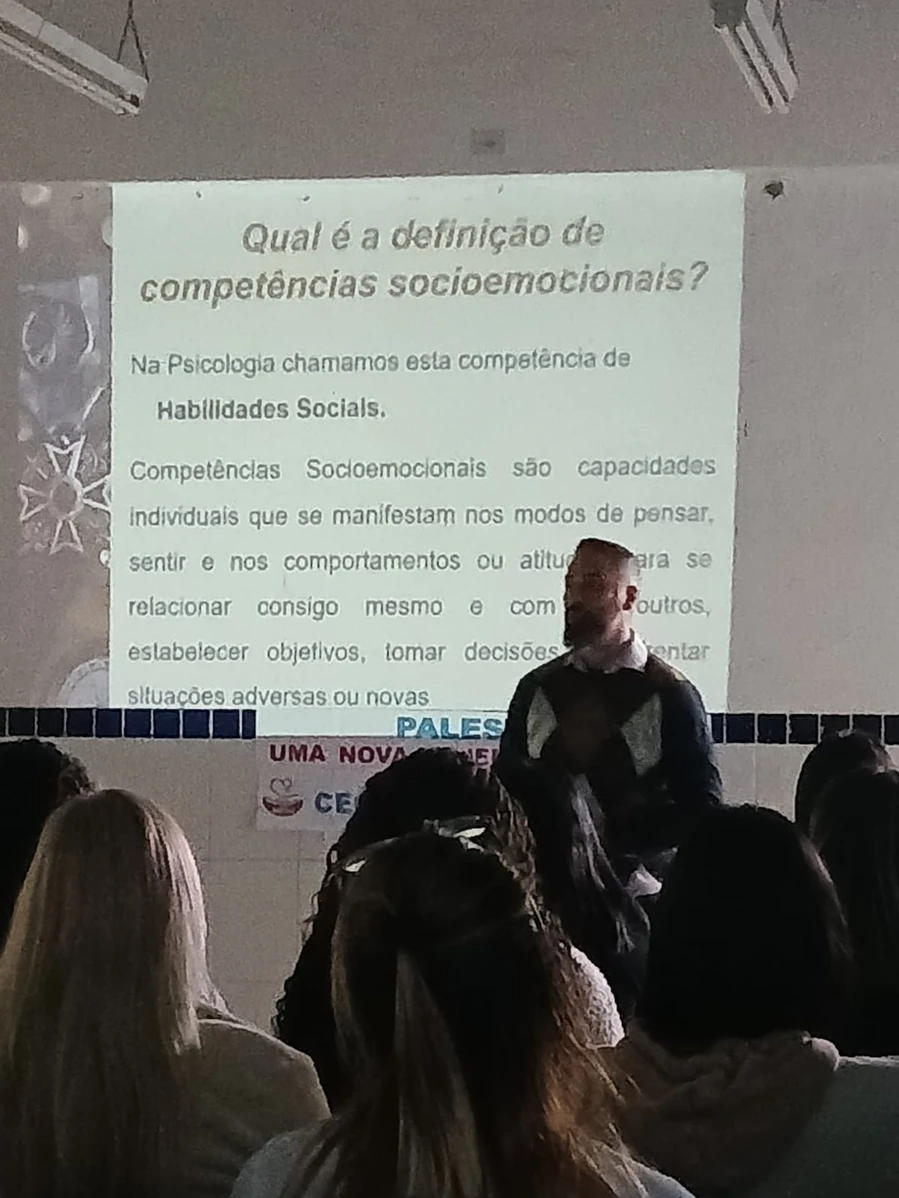 Palestra para Colaboradores – Qualificação Profissional e Competências Socioemocionais